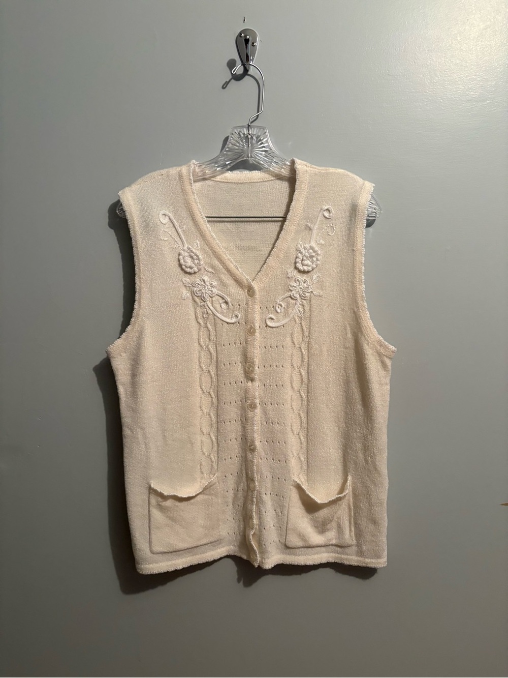 Vintage Cream White Sweater Vest Embroidered Floral Button Front Women's Large